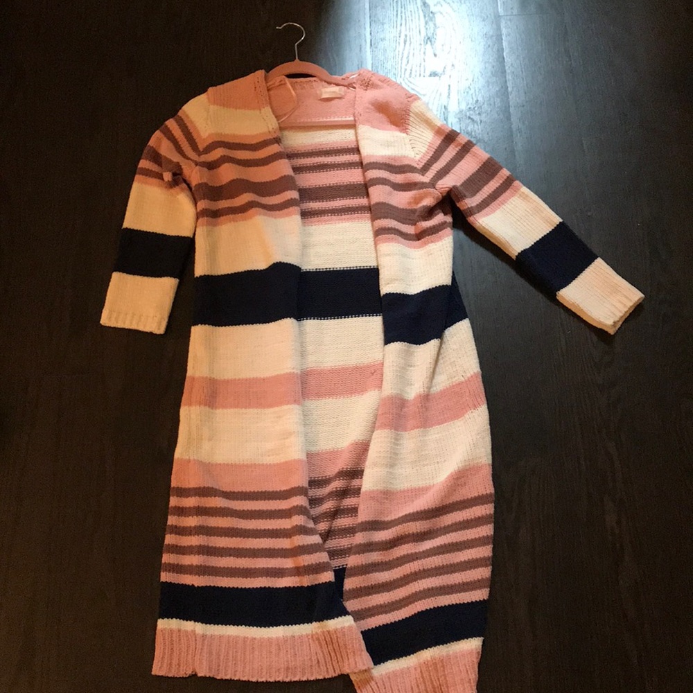 Soft and silky sweater... Never worn.
